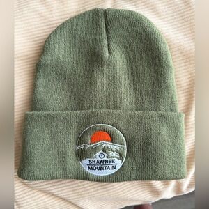 Brand New Never Worn Shawnee Mountain Green Winter Ski/Snowboard Beanie